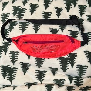 Nike fanny pack